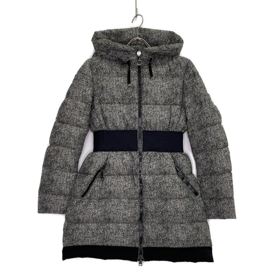 MONCLER（モンクレール） PUIVERT フーテッドダウンコート グレー 