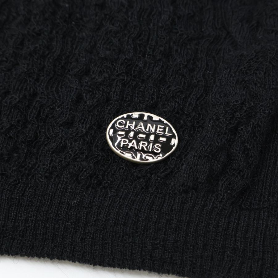 CHANEL（シャネル） ブラック ロゴプレート タートルネック ニット