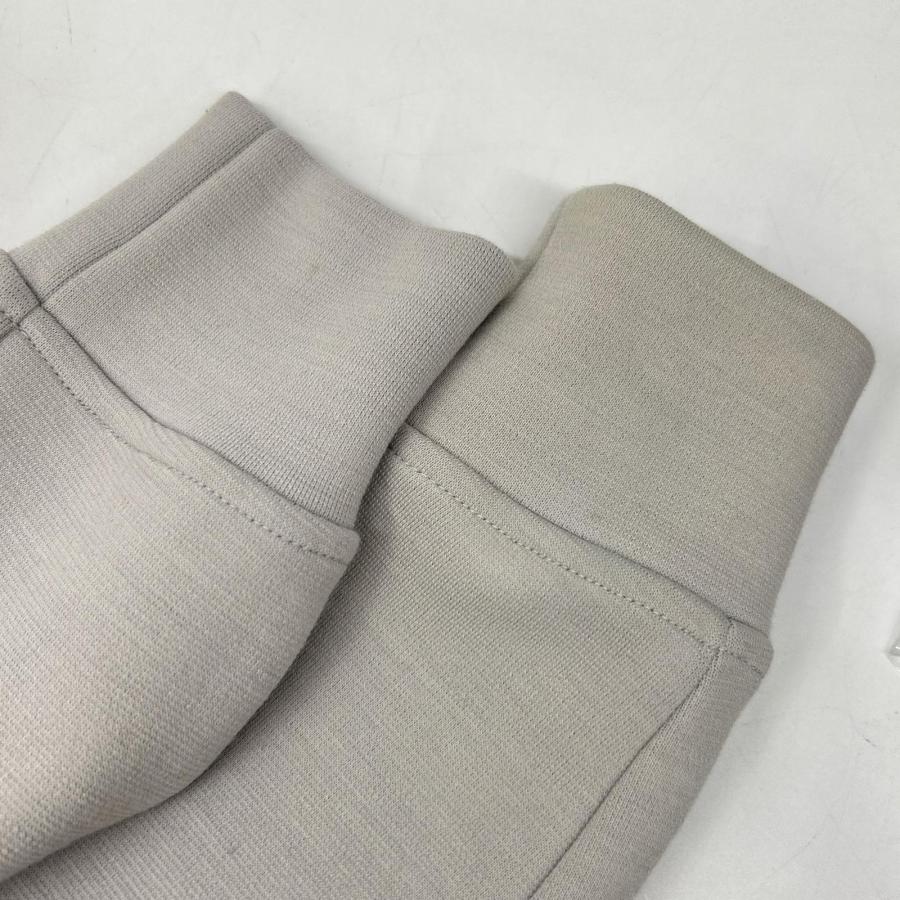HERNO（ヘルノ） JP00011UR RESORT COUPLED KNIT EFFECT ダウン