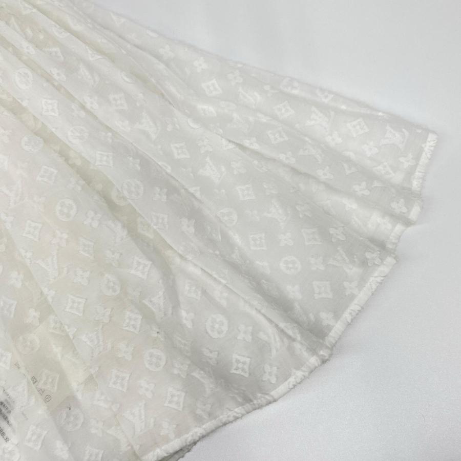 LOUIS VUITTON ルイヴィトン 24年 RW242WW UM7 FRBL32 ホワイト