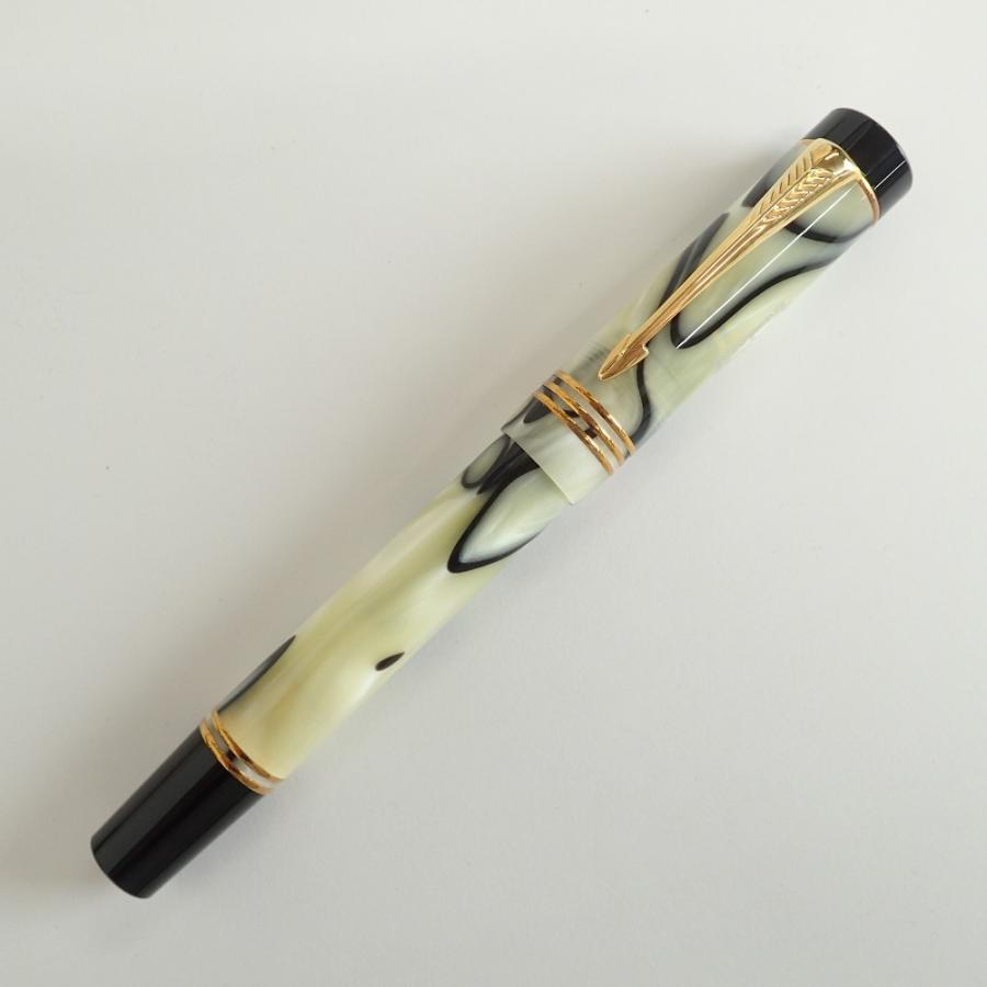 Parker DuoFold 万年筆 ホワイト・ゴールド 専用ケース付き 【公式通販】