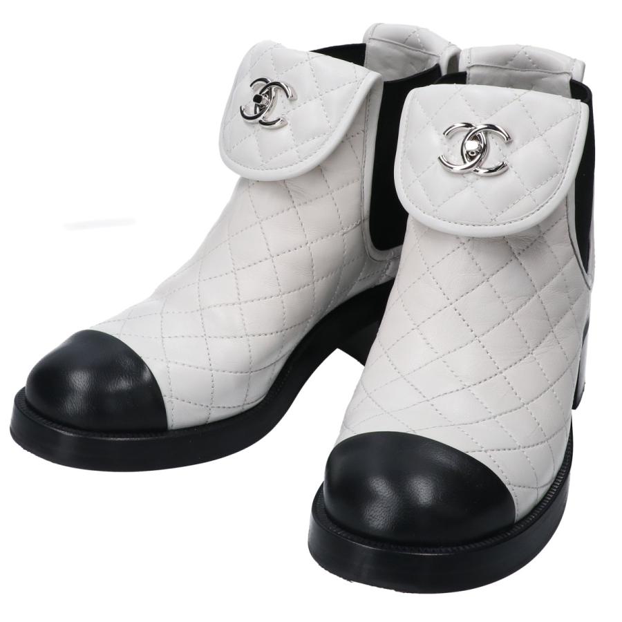 CHANEL 美品 シャネル 23年 G45144 サイドゴア マトラッセ CHANEL 美品 シャネル 23年 G45144 サイドゴア マトラッセ