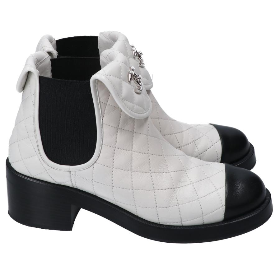 CHANEL 美品 シャネル 23年 G45144 サイドゴア マトラッセ CHANEL 美品 シャネル 23年 G45144 サイドゴア マトラッセ