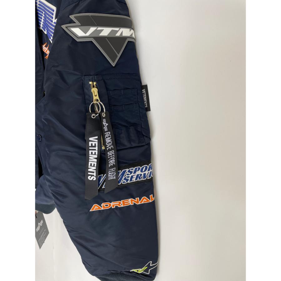 新品/ Vetements ヴェトモン xALPHAアルファUE52JA380N RACING 新品/ Vetements ヴェトモン xALPHAアルファUE52JA380N RACING