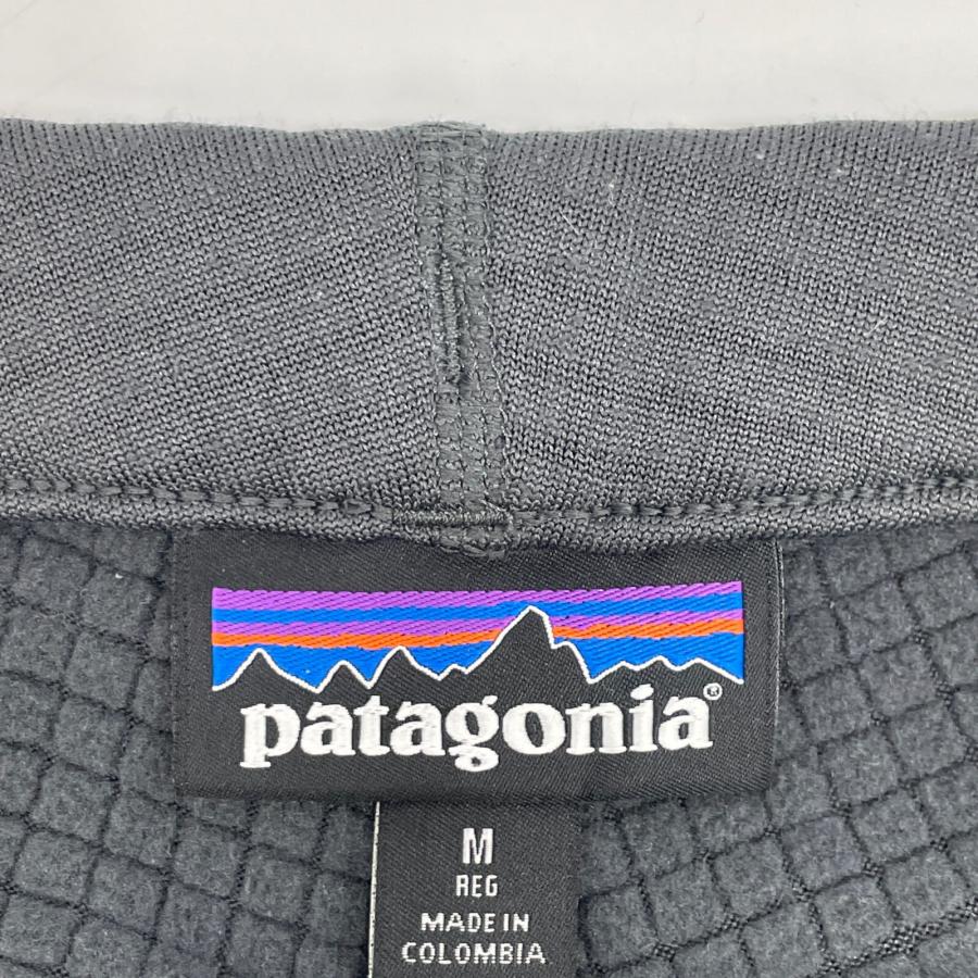 パタゴニア　R1パンツ　タグ付き　新品未使用 patagonia（パタゴニア） 21AW 82156 グレー R1パンツ グレー M