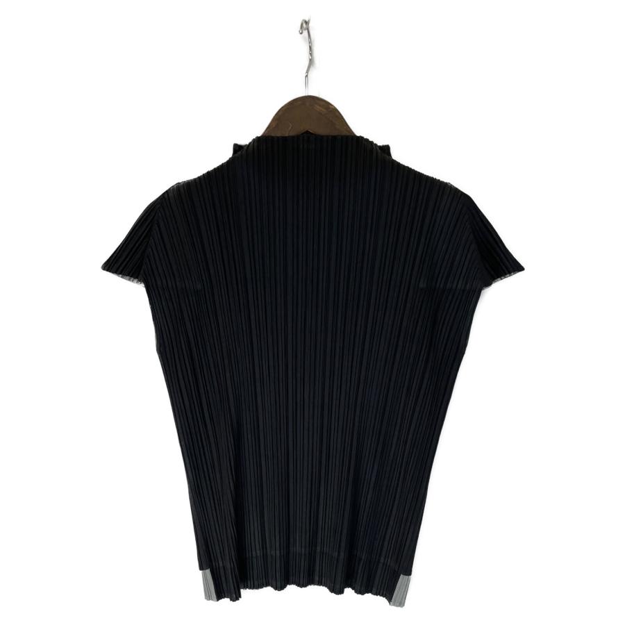 プリーツプリーズドット柄ハイネックトップス