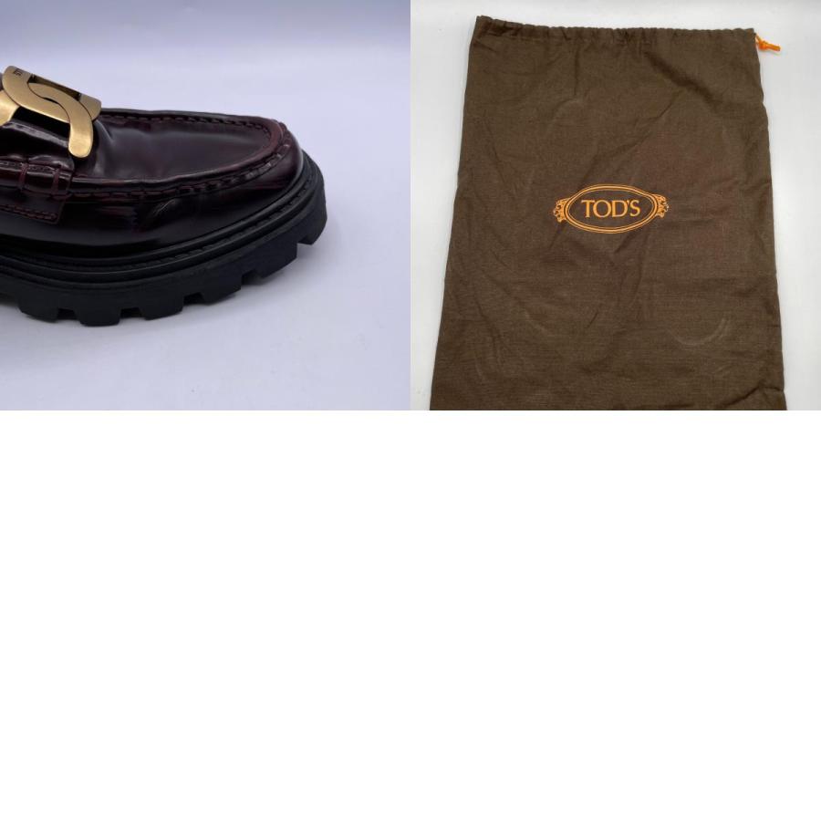 TOD'S トッズ ケイト メタルチェーン ゴールド金具 レザーローファー