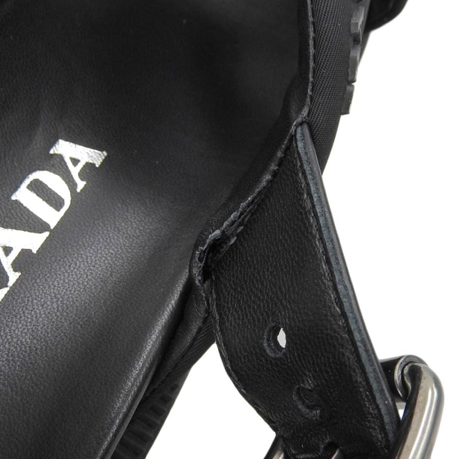 PRADA（プラダ） ナイロン×レザー クロスベルト ロゴサンダル