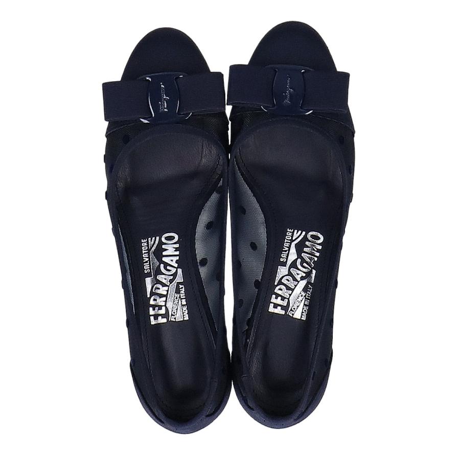 Salvatore Ferragamo サルヴァトーレフェラガモ ヴァラ リボン Salvatore Ferragamo サルヴァトーレフェラガモ ヴァラ リボン