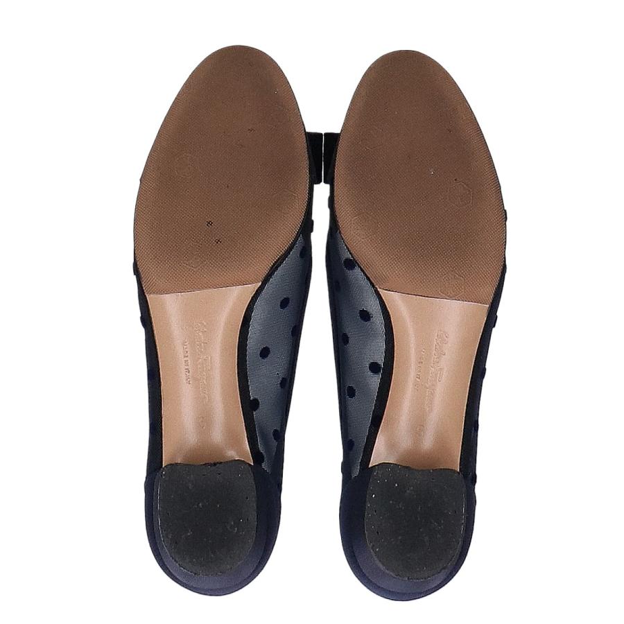 Salvatore Ferragamo サルヴァトーレフェラガモ ヴァラ リボン Salvatore Ferragamo サルヴァトーレフェラガモ ヴァラ リボン