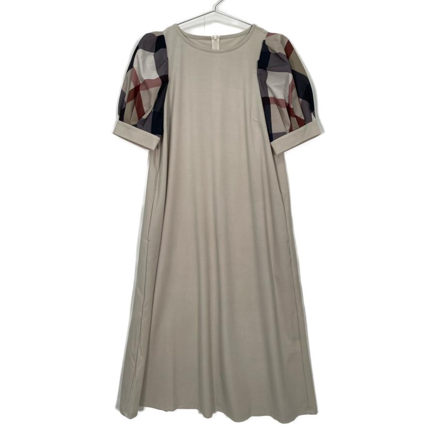 BLUE LABEL CRESTBRIDGE 22年製 ベージュ クールタッチドレーピー  