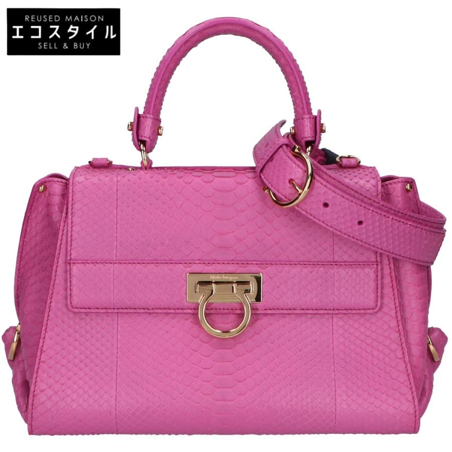 美品 Salvatore Ferragamo サルヴァトーレフェラガモ FZ-21 E559 美品 Salvatore Ferragamo サルヴァトーレフェラガモ FZ-21 E559
