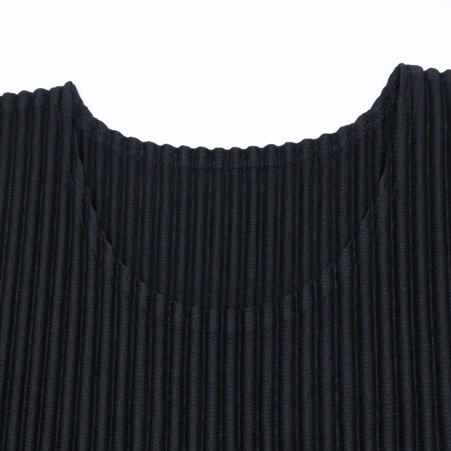 HOMME PLISSÉ ISSEY MIYAKEプリーツ カットソー ブラック HOMME PLISSE ISSEY MIYAKE(イッセイミヤケオムプリッセ