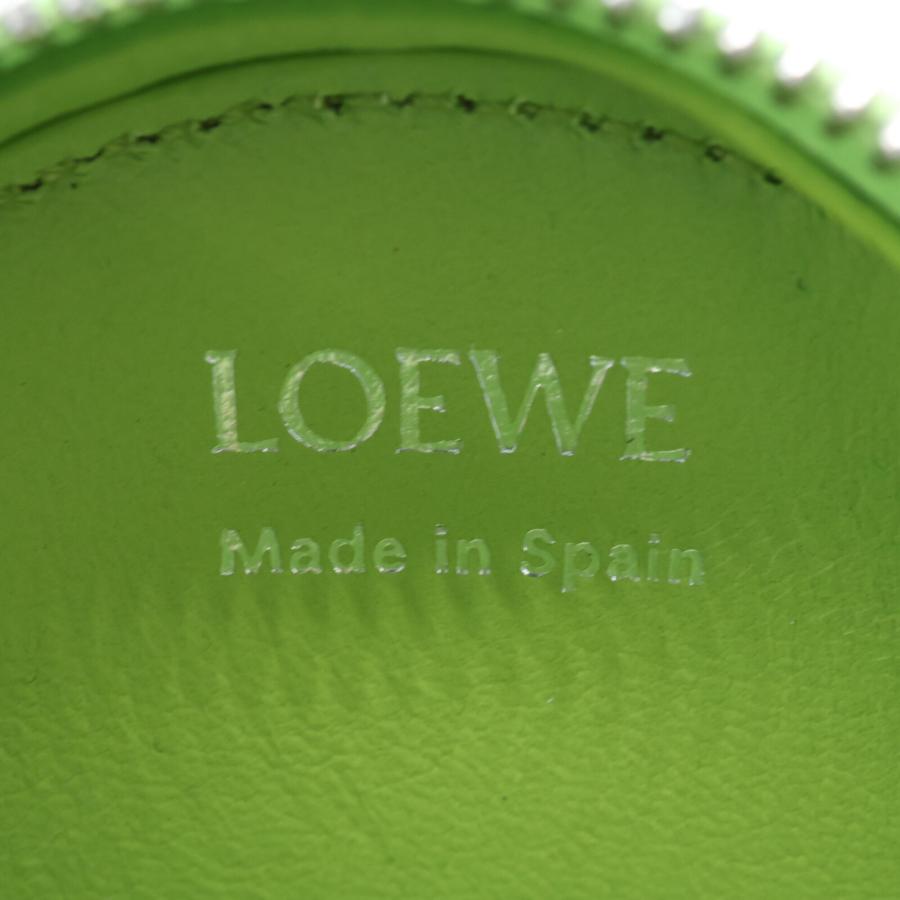 LOEWE（ロエベ） 新品同様 CANB419X01 シャイニーナパカーフ ペブル