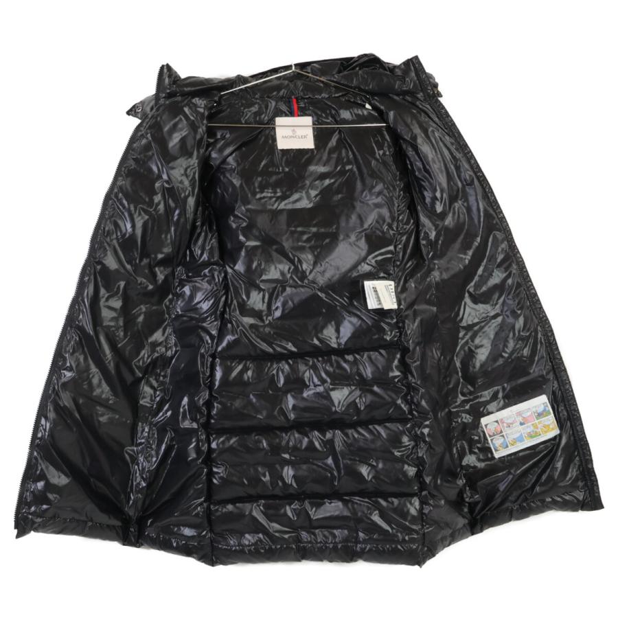 MONCLER（モンクレール） 国内正規 MOKA GIUBBOTTO フード付きダウン