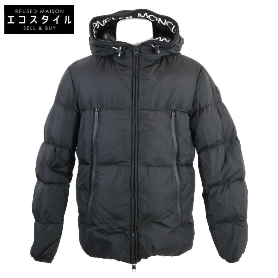 MONCLER（モンクレール） 美品 22年製 MONTCLA モンクラ ダウン