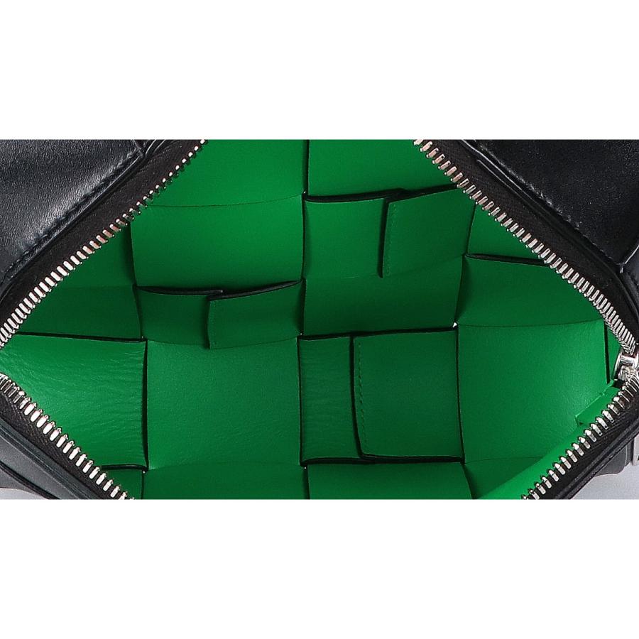 美品 BOTTEGA VENETA ボッテガヴェネタ ブラック レザー イントレ 