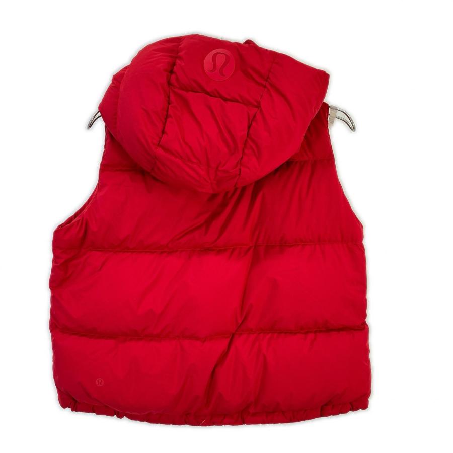 Lululemon ルルレモン レッド Wunder Puff フード付きクロップダウン
