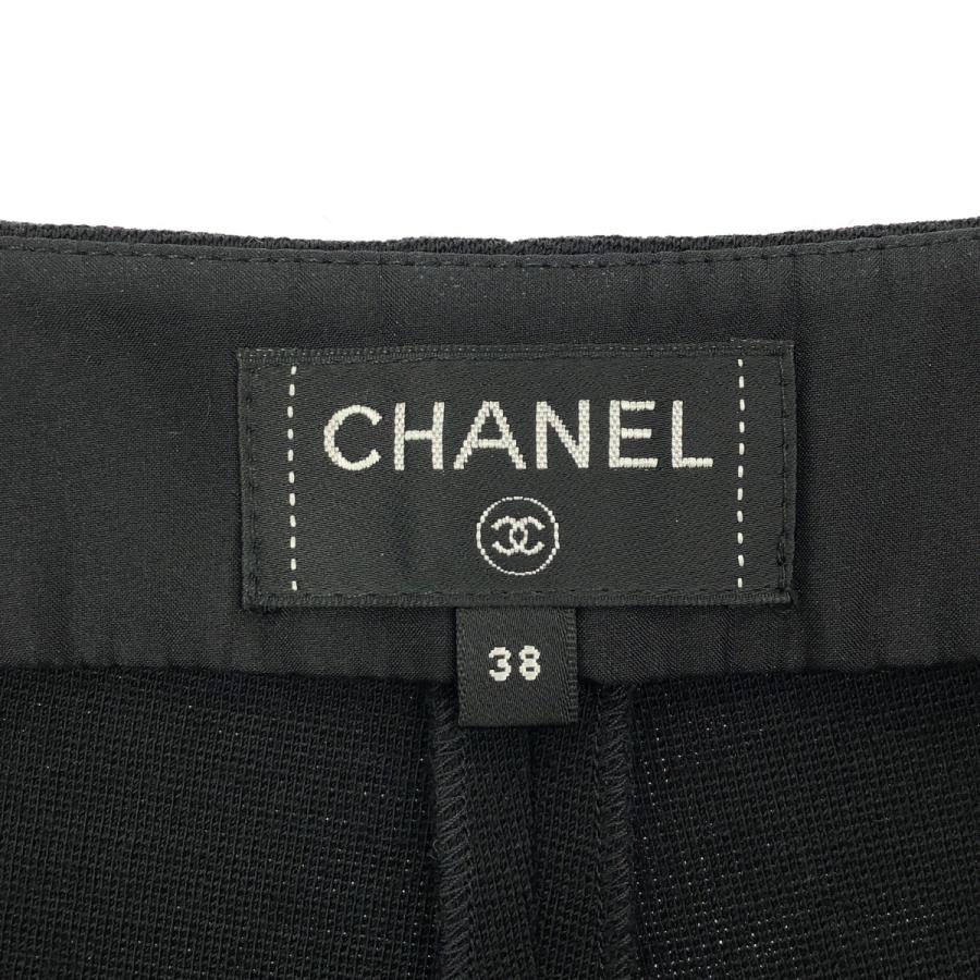 CHANEL（シャネル） 20AW P64472V21533 ブラック デザインボタン