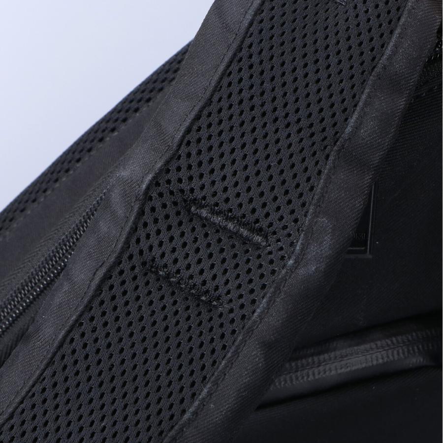 TUMI（トゥミ） 798650D TAHOE Forest Flap タホ フォレストフラップ