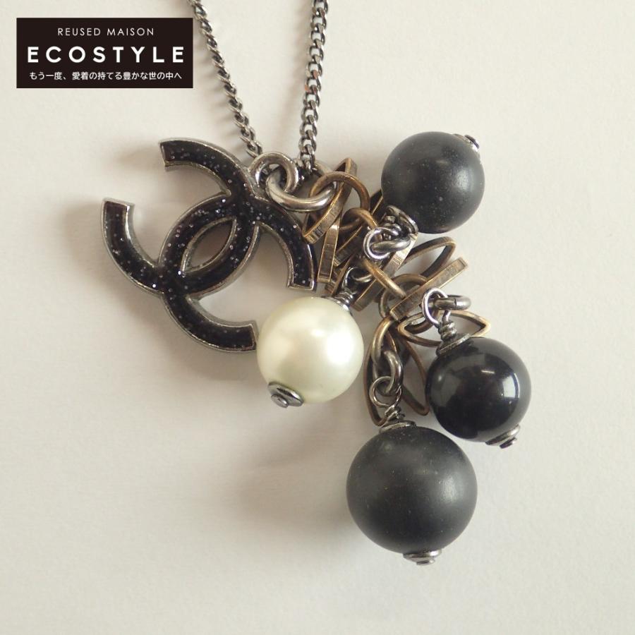 CHANELフェイクパールペイントネックレス ブラック CHANEL（シャネル） 07A CCココマーク/フェイクパール装飾 ネックレス