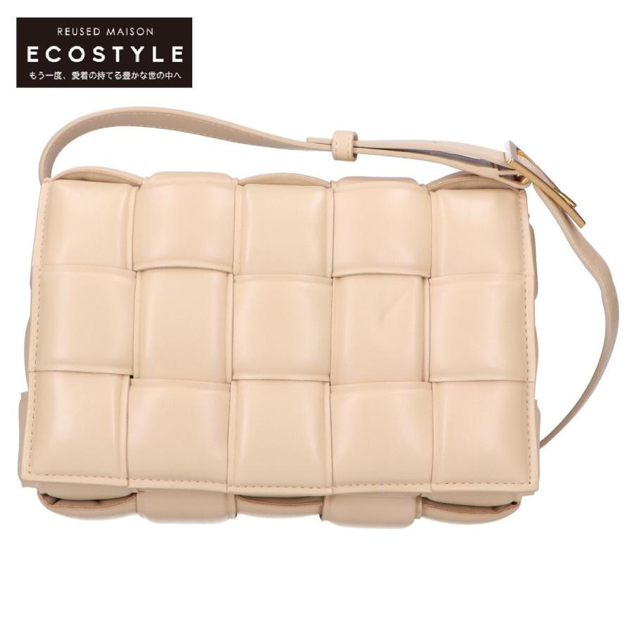 極美品 ボッテガヴェネタ BOTTEGA VENETA ショルダーバッグ CASSETTE