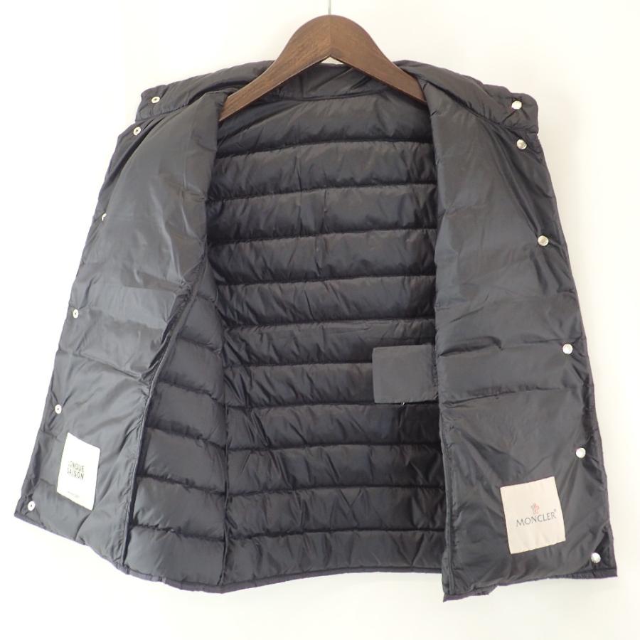 MONCLER（モンクレール） 美品/国内正規 LIANE 胸元ロゴワッペン