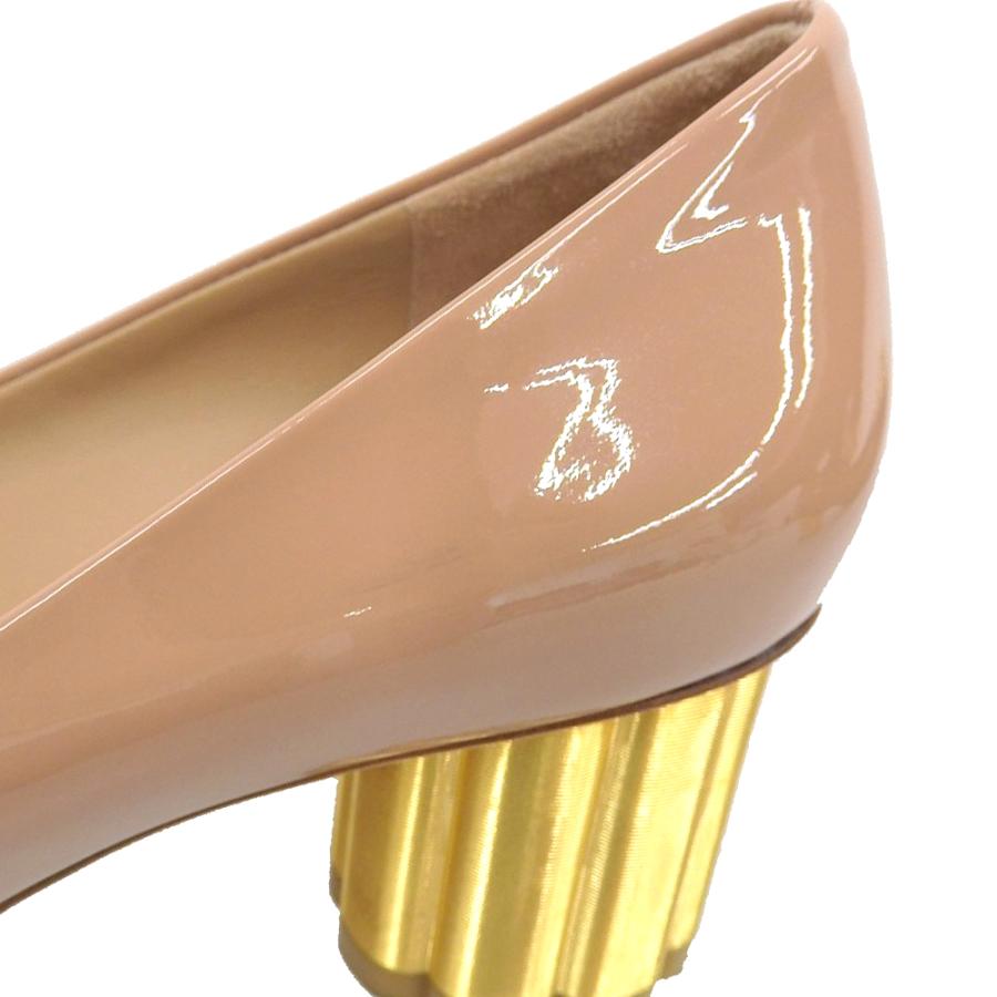 美品 Salvatore Ferragamo サルヴァトーレフェラガモ ヴァラリボン