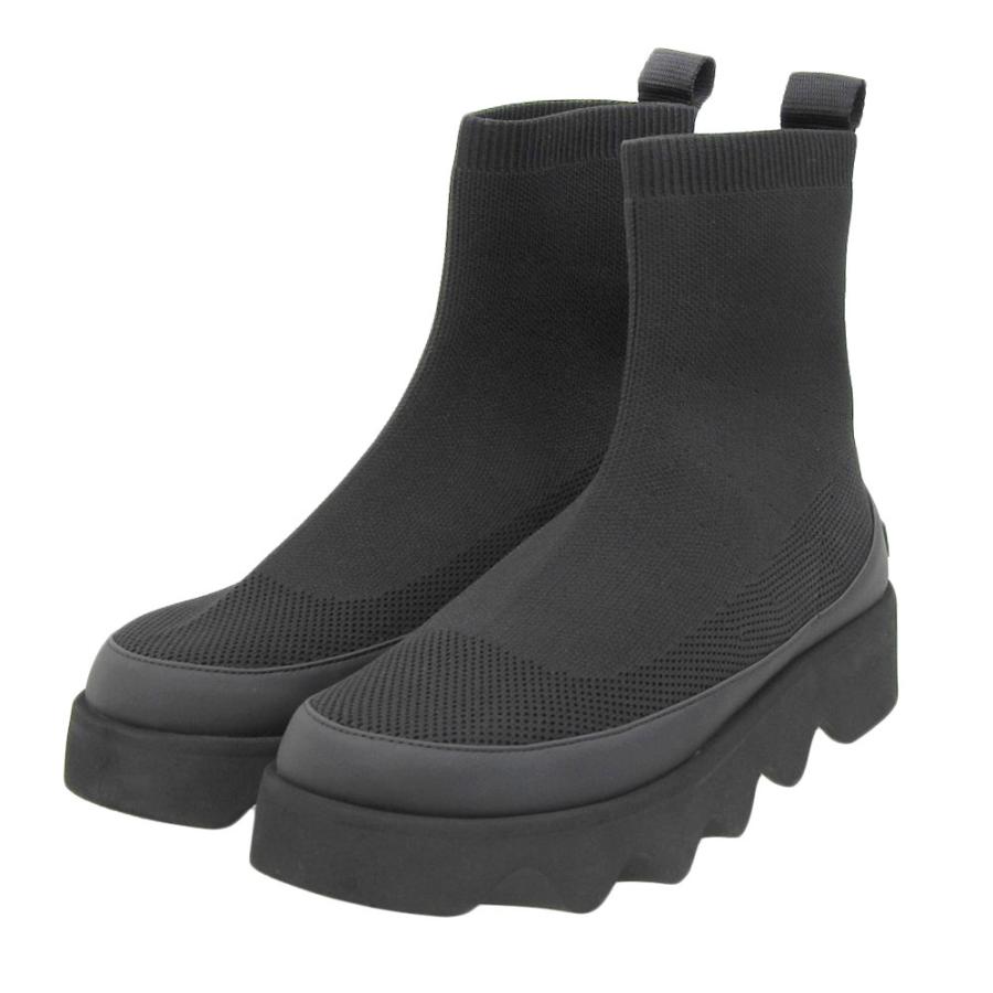 新品同様 ISSEY MIYAKE イッセイミヤケ ×UN BOUNCE FIT 3 ニット 新品同様 ISSEY MIYAKE イッセイミヤケ ×UN BOUNCE FIT 3 ニット