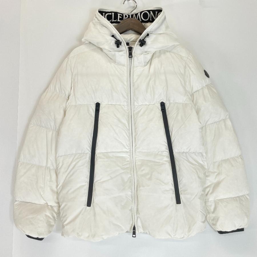 MONCLER 美品/国内正規 モンクレール MONTCLA モンクラ 内側ロゴ MONCLER 美品/国内正規 モンクレール MONTCLA モンクラ 内側ロゴ