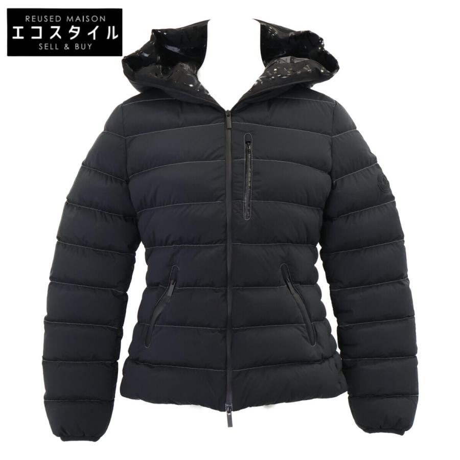 MONCLER（モンクレール） 23年製 HERBE レタリングロゴ ショート 