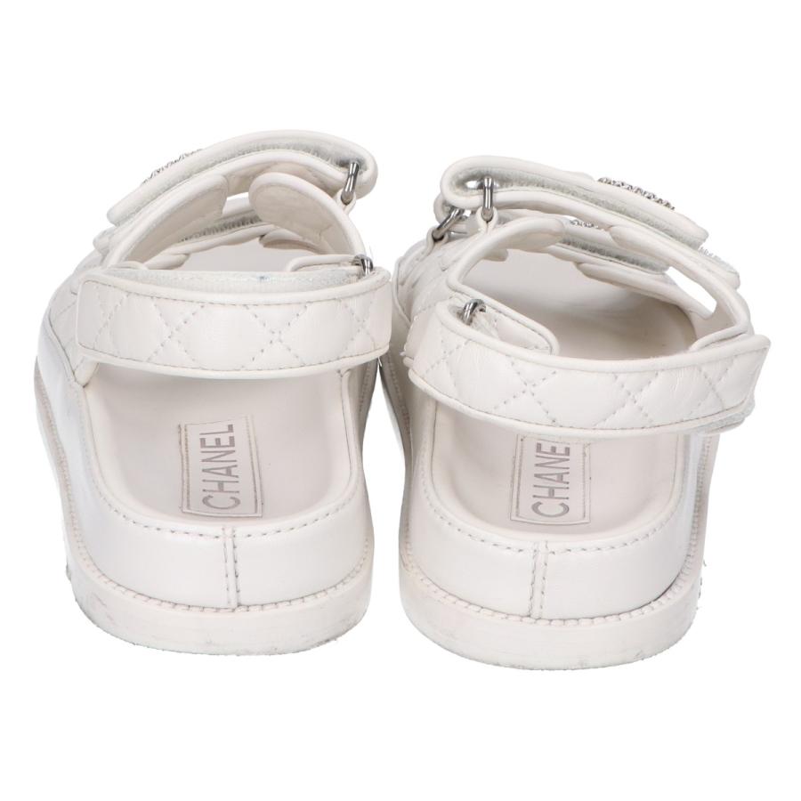 CHANEL ホワイト キルティング サンダル CHANEL（シャネル） G35927 ココマーク キルティング サンダル