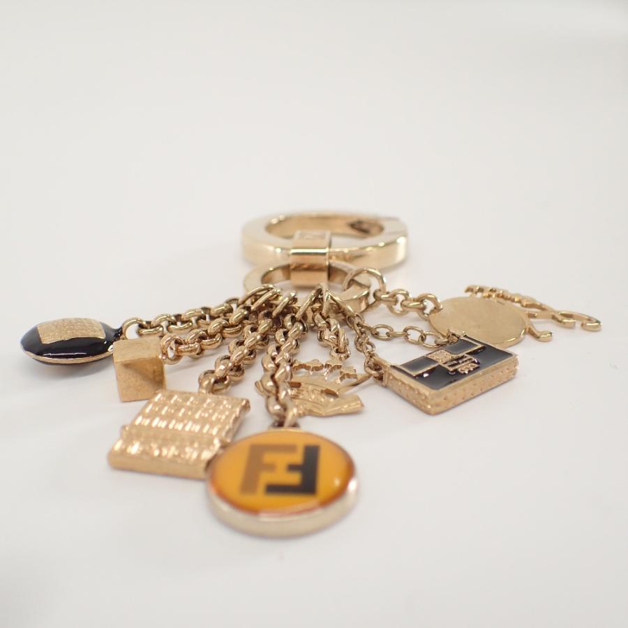 FENDI フェンディ 7Pチェーンチャーム付 キーリング FENDI フェンディ 7Pチェーンチャーム付 キーリング