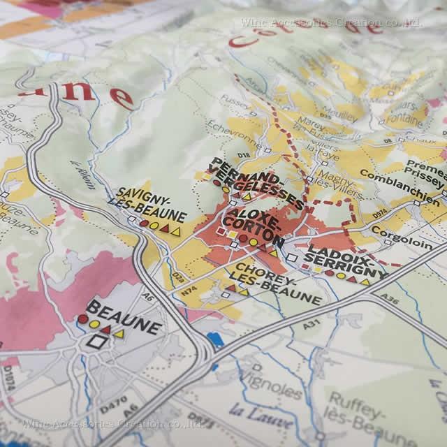 フランチャコルタ3D 地図 フランチャコルタ3D 地図 イタリアワインの銘醸地の【3D】の地図を手に