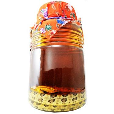 ヘリオス うるま沖縄 ハブ酒 ハブ入り40度 3800ml 木箱付き : ワイン