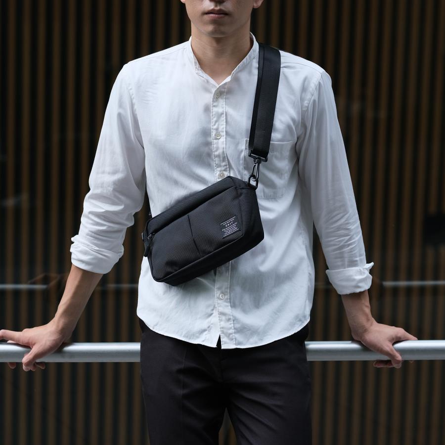 GRAV ショルダーバッグ メンズ バッグ ボディバッグ 小さい コンパクト 大容量 軽量 撥水 耐久性 頑丈 斜めがけ bag ミニ　 | GRAV | 18