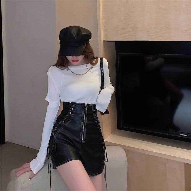 フェイクレザーサイドスピンドルジップパンツ