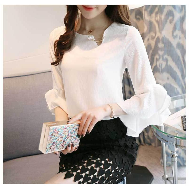 送料無料２〜4日後到着 コーラス 衣装 ブラウス 社交ダンス トップス 演奏会 襟元アクセサリー付き ブラウス 素材は楊柳無地 年間ご使用できます 結婚式 演奏会 |  | 02