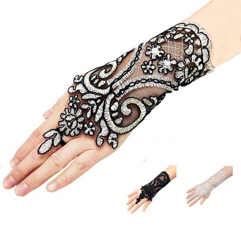 送料無料2〜4日後到着 コーラス 演奏会 カラオケ 結婚式 パーティー にショートブライダル手袋 エレガントなレースの手袋 黒×ベージュ 黒 白 フリーサイズ | 