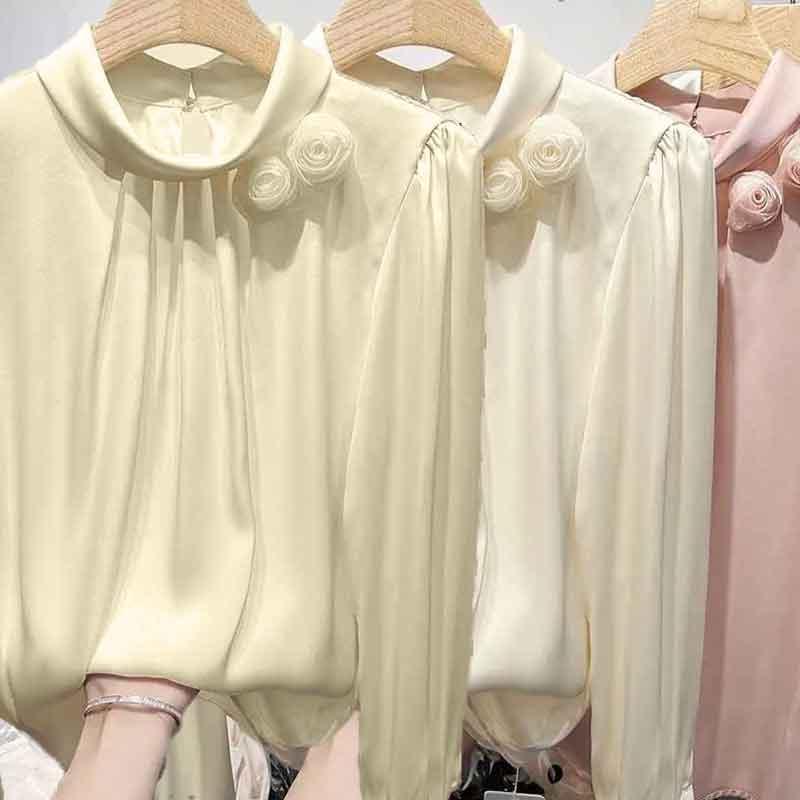 送料無料２〜4日後到着 演奏会 コーラス ブラウス 第九 合唱衣装 サテン地 ブラウス 襟元2個のオーガンジーモチーフ付き 演奏会 オフ白 サーモンピンク ベージュ | 