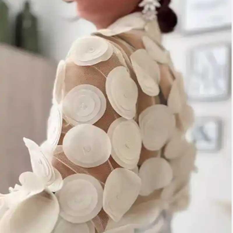 送料無料２〜３日後到着 演奏会 コーラス ブラウス 社交ダンス トップス 演奏会 シースルー地にパッチワーク ブラウス 長袖前開きボタンタイプ |  | 02