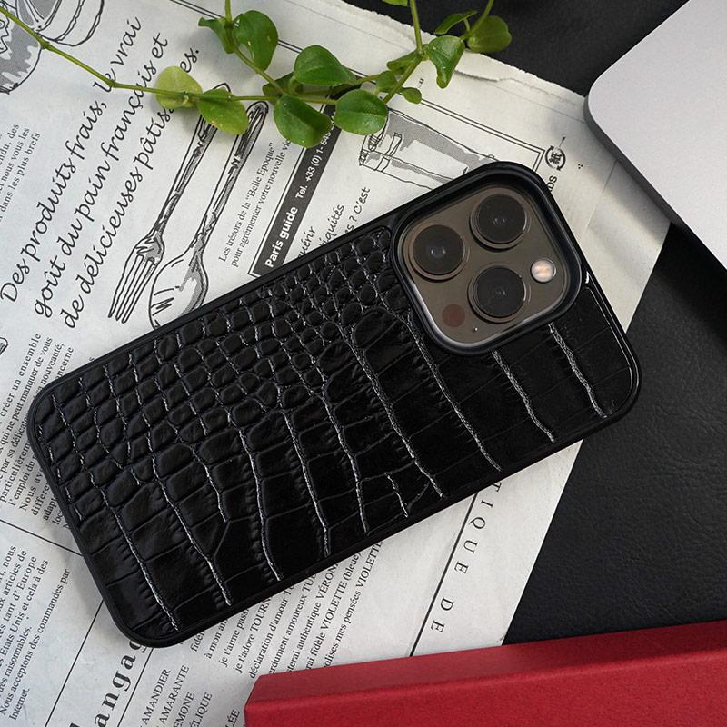 美品　ゼルパリ　スマホケース　クロコダイル　iPhone14pro クロコダイル スマホケース iPhone14 Pro / iPhone 14 iPhone13 mini