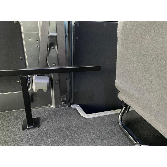 NV350/キャラバン 標準/ワイドボディー（車幅）スーパーロングEX/DX（6人乗り車両）用ベッドキット10mmクッション入りスタンダードレザータイプ |  | 11