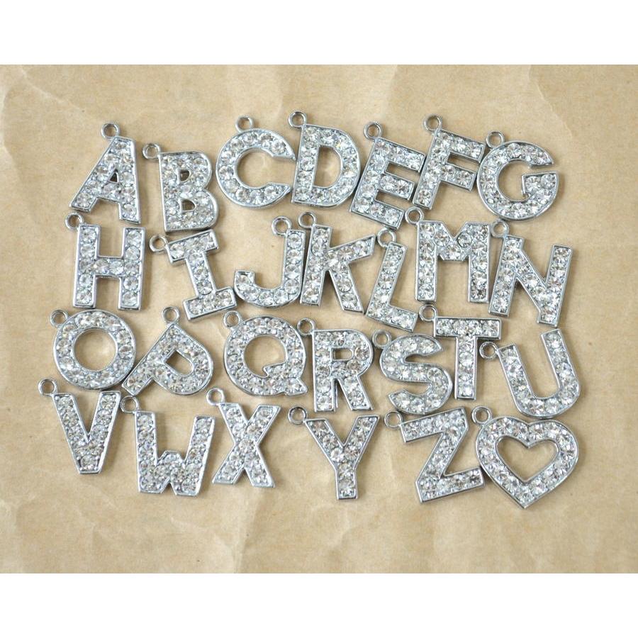 アルファベットチャーム　アクセサリートップ　シルバー/クリスタル　【A〜Z】 |  | 01