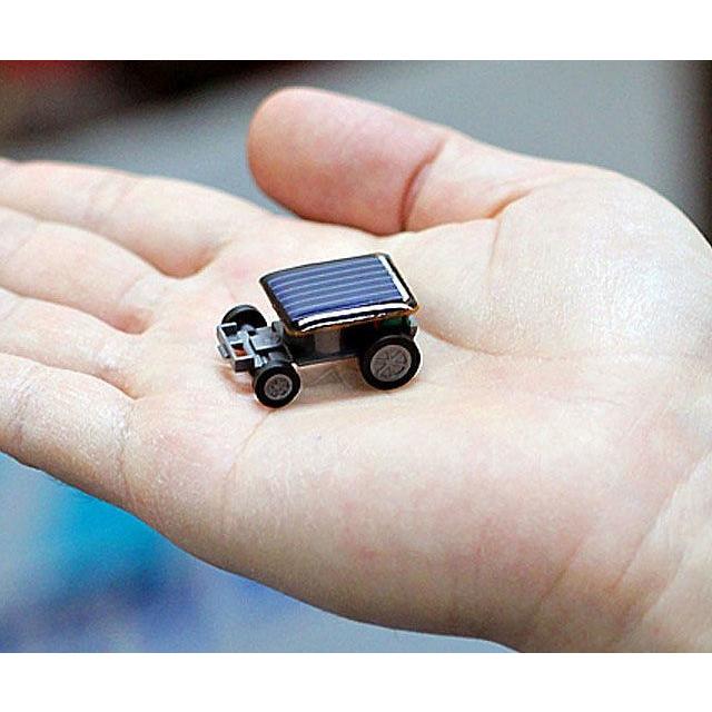 世界最小　ソーラーカー　太陽下で動く |  | 04