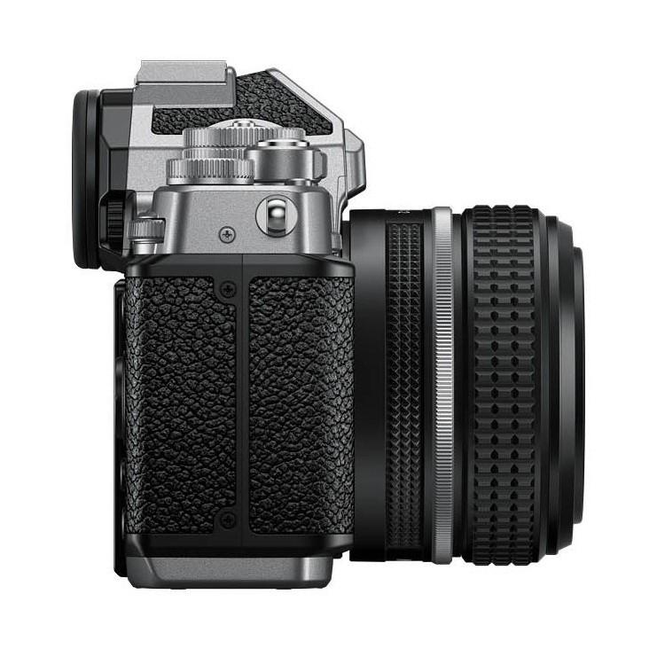 ニコン（Nikon） デジタル一眼カメラ Z f 40mm f/2(SE)レンズキット