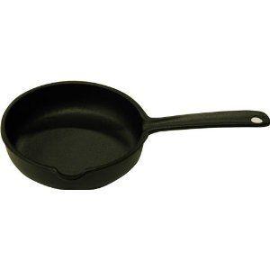 OIGEN 及源鋳造 南部鉄器 目玉焼に最適なサイズ フライパン 15cm | 及源鋳造