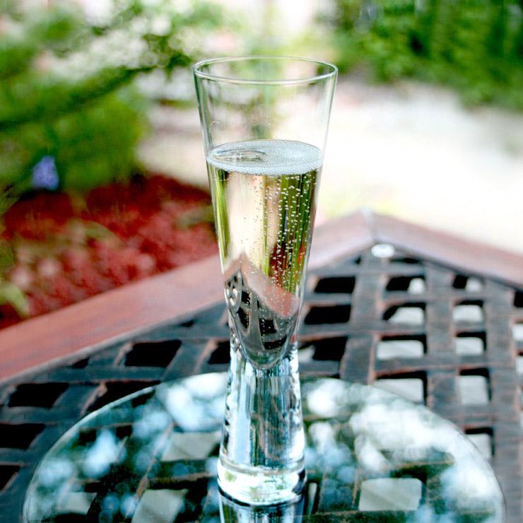 生涯を添い遂げるグラス シャンパングラス シャンパーニュ f トランスペアレント 国産杉箱 職人技 ギフト プレゼント 日本製 グッドデザイン賞 |  | 05