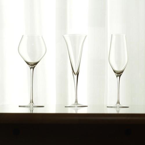 生涯を添い遂げるグラス SAKEグラス KARAKUCHI トランスペアレント 国産杉箱 職人技 ギフト プレゼント 日本製 日本酒 酒器 一ノ蔵 |  | 03