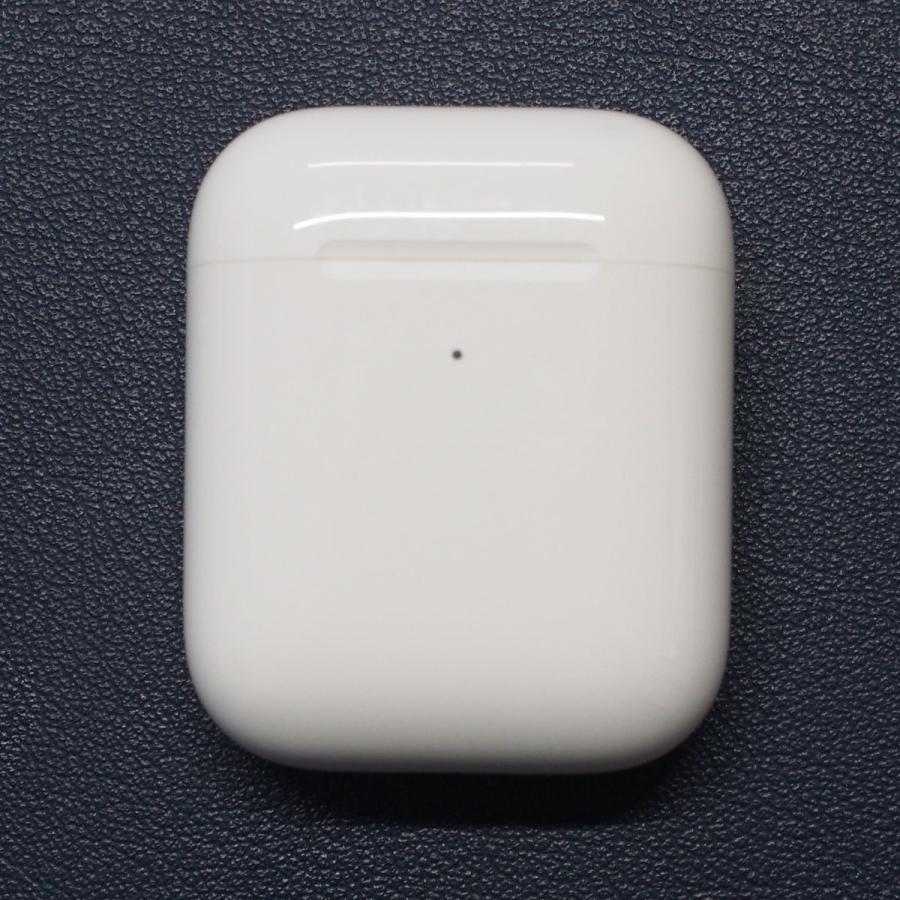 Apple AirPods with Wireless Charging Case エアーポッズ 充電ケースのみ USED美品 第二世代 Qi